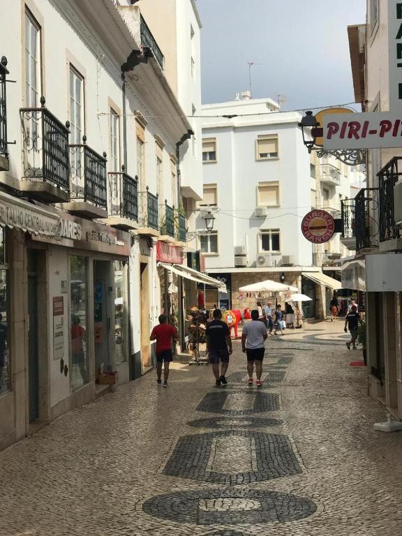 Lagos City Center Rooms Bagian luar foto