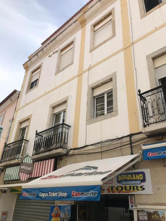 Lagos City Center Rooms Bagian luar foto